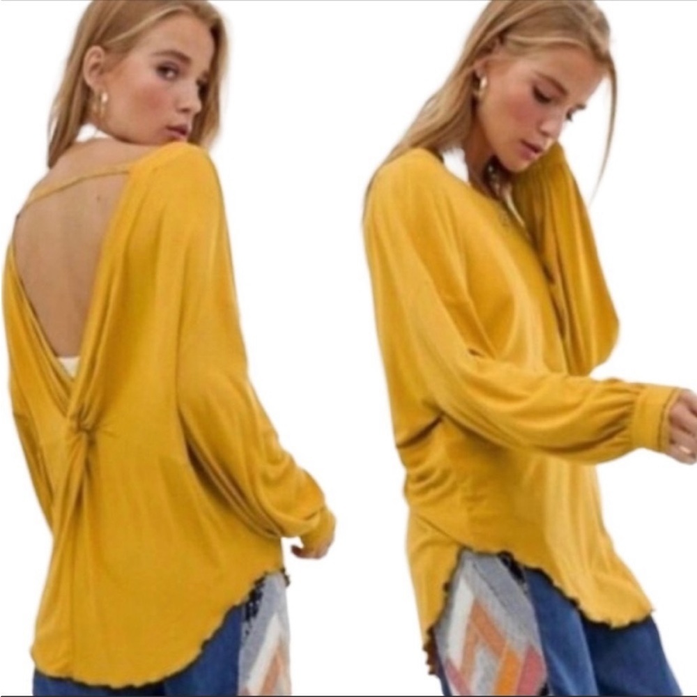 Free People | NWT open back long sleeve knit blouse sz small